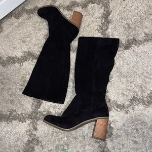Black suede knee boots
